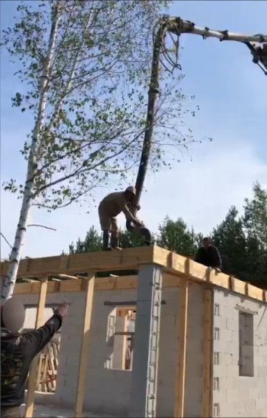 Бетонирование монолитного пояса в Иркутске